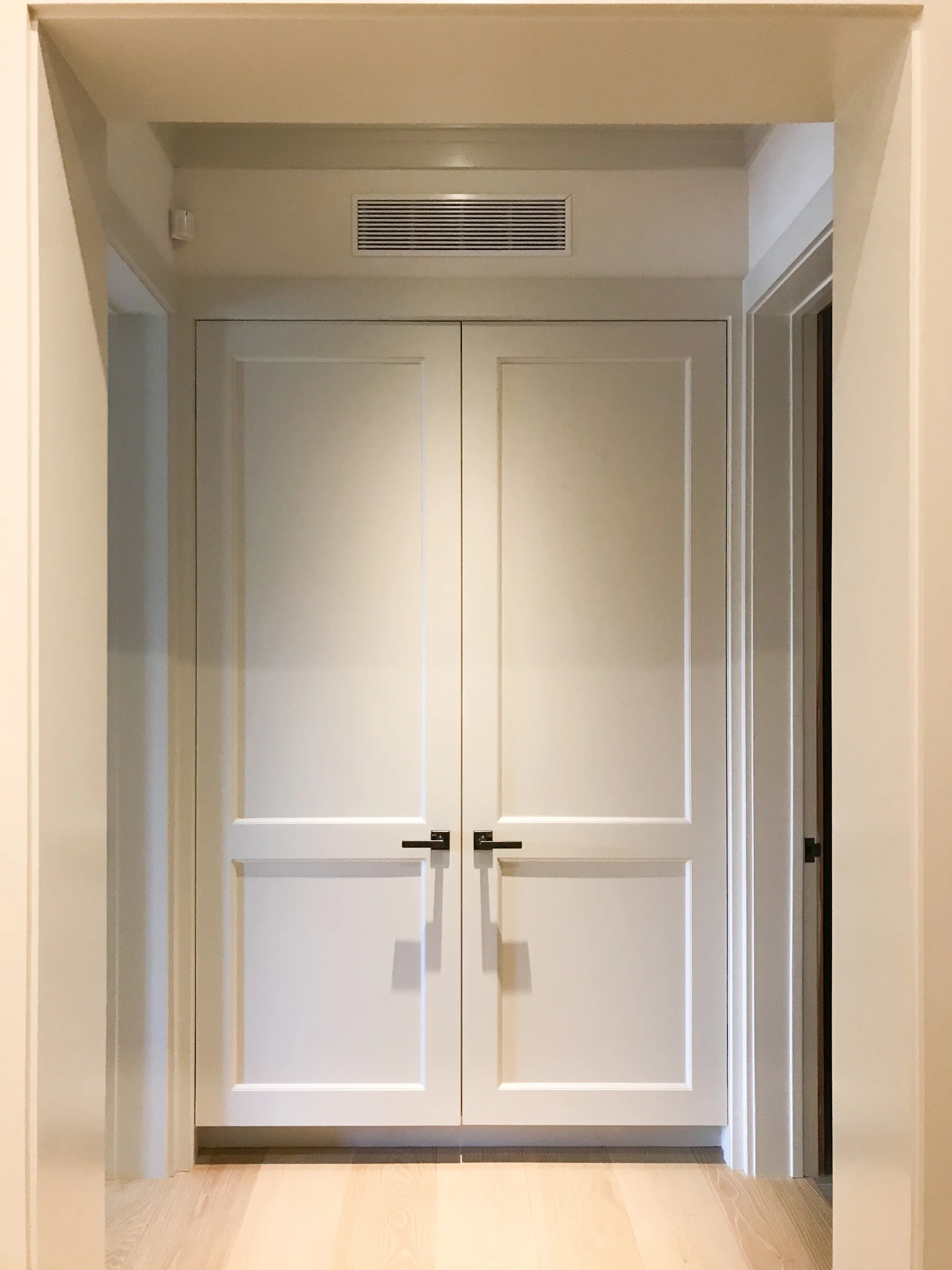 Fur coat cabinet